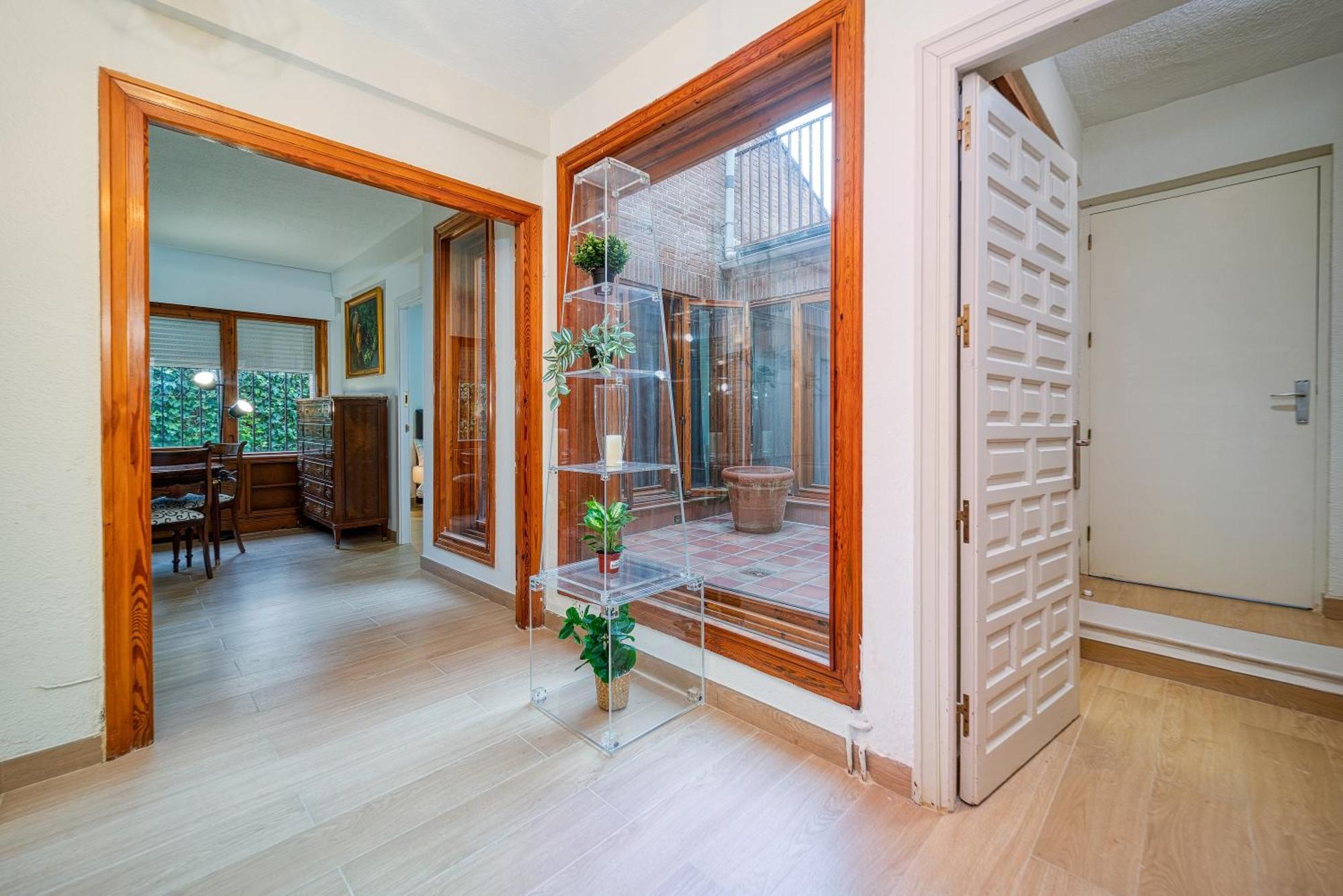 P Casacafe Madrid Calle Carlos Dubois 3 المظهر الخارجي الصورة