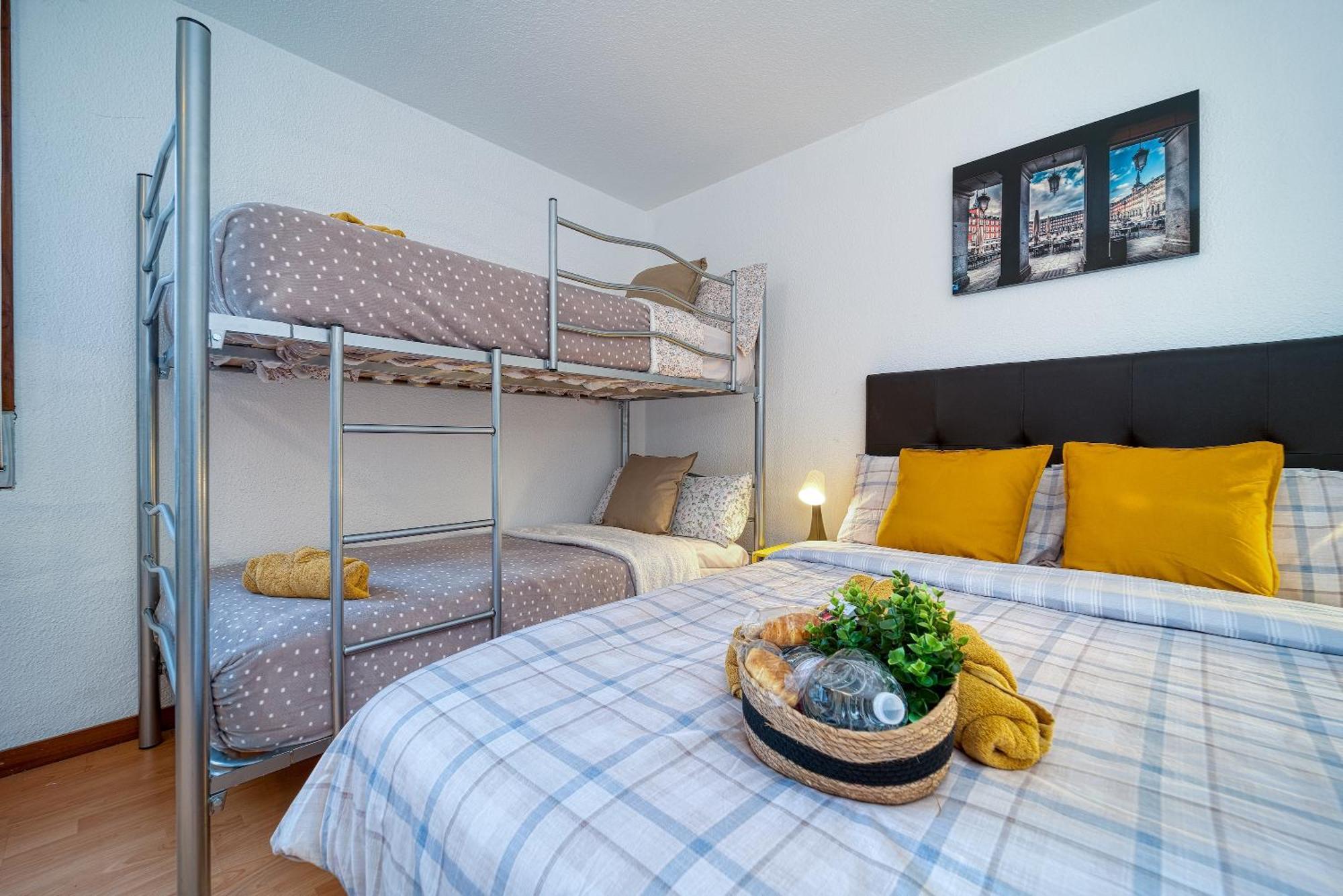 P Casacafe Madrid Calle Carlos Dubois 3 المظهر الخارجي الصورة